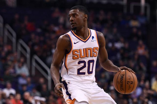 杜兰特布克合砍71分新援21+11 太阳力克活塞